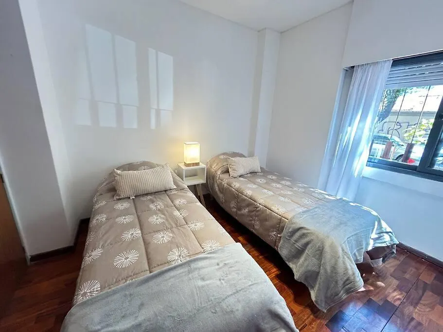 Dpto En Mendoza Centro Frente Plaza Independenciaアパートメント アパート