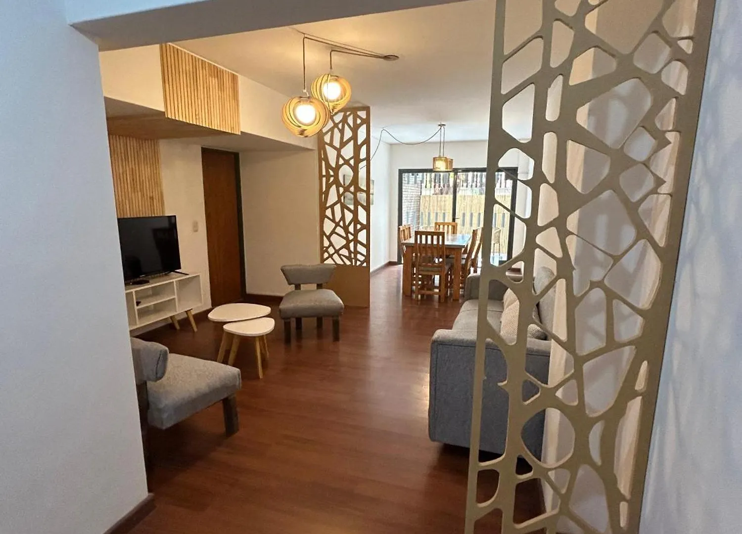 Dpto En Mendoza Centro Frente Plaza Independenciaアパートメント アパート